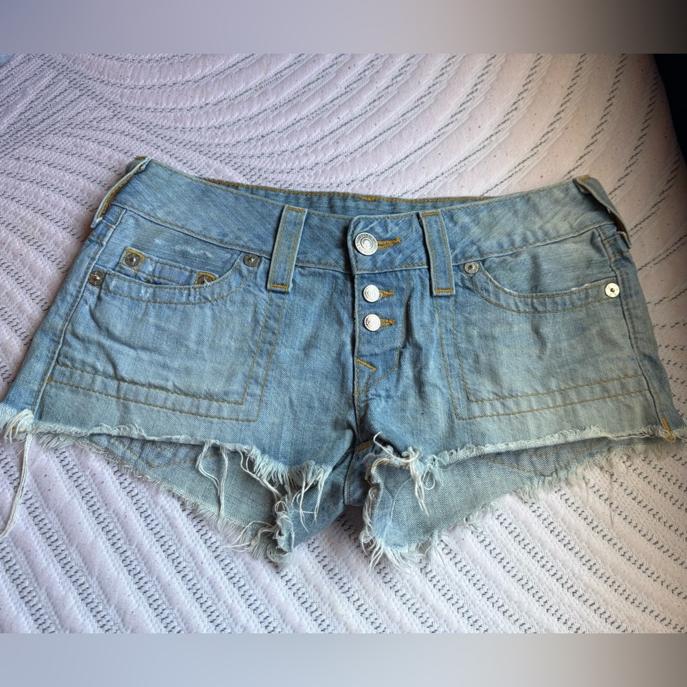 (Taking offers) true religion Faye shorts size 29